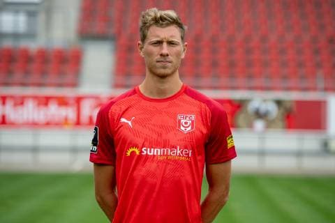 Tobias Schilk ; HFC Hallescher Fussballclub e.V; 3.Liga, Porträttermin 2019 2020, Halle Saale Sachsen-Anhalt Deutschland