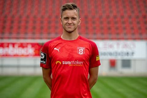 Jannes Vollert ; HFC Hallescher Fussballclub e.V; 3.Liga, Porträttermin 2019 2020, Halle Saale Sachsen-Anhalt Deutschland