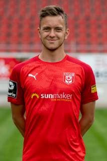 Jannes Vollert ; HFC Hallescher Fussballclub e.V; 3.Liga, Porträttermin 2019 2020, Halle Saale Sachsen-Anhalt Deutschland