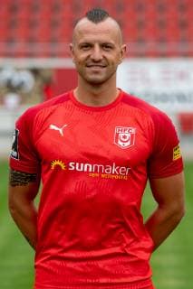 Toni Lindenhahn ; HFC Hallescher Fussballclub e.V; 3.Liga, Porträttermin 2019 2020, Halle Saale Sachsen-Anhalt Deutschland