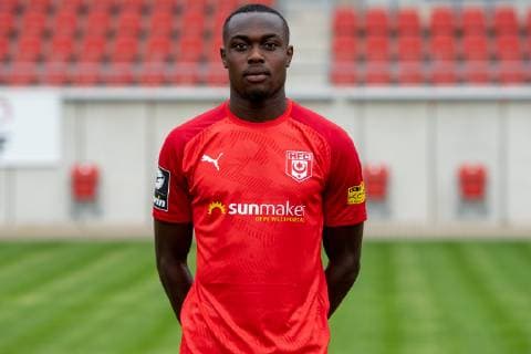Ishmael Schubert-Abubakari ; HFC Hallescher Fussballclub e.V; 3.Liga, Porträttermin 2019 2020, Halle Saale Sachsen-Anhalt Deutschland