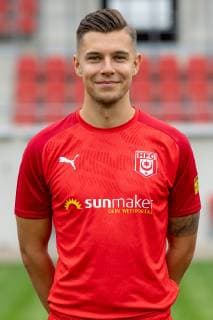 Erik Henschel ; HFC Hallescher Fussballclub e.V; 3.Liga, Porträttermin 2019 2020, Halle Saale Sachsen-Anhalt Deutschland