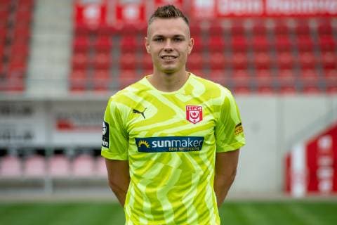 Tom Müller ; HFC Hallescher Fussballclub e.V; 3.Liga, Porträttermin 2019 2020, Halle Saale Sachsen-Anhalt Deutschland