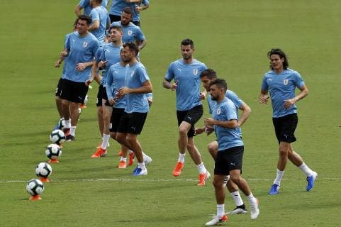 Fußball, Copa America, Nationalteam Uruguay Training Uruguay s national soccer team players attend a training session at the Barradaostadium, in Salvador, Brazil, 28 June 2019. Uruguay will face tomorrow against Peru in the Copa America quarter finals. Uruguay training in the Copa America !ACHTUNG: NUR REDAKTIONELLE NUTZUNG!  Copyright: xMauricioxDuenasxCastanedax COPAME2129 20190628-636973424304358908