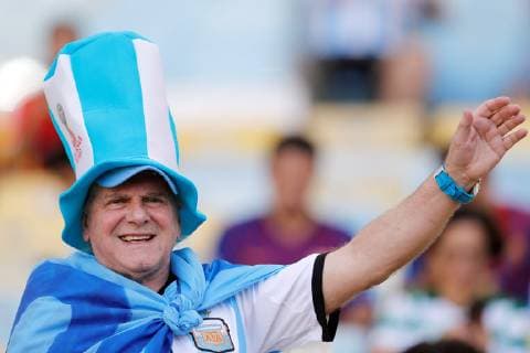 Fußball, Copa America, Venezuela - Argentinien An Argentina s fan during the Copa America 2019 quarter-finals soccer match between Venezuela and Argentina, at Maracana Stadium in Rio de Janeiro, Brazil, 28 June 2019. Venezuela vs. Argentina !ACHTUNG: NUR REDAKTIONELLE NUTZUNG!  Copyright: xAntonioxLacerdax SCA2118 20190628-636973504540015086