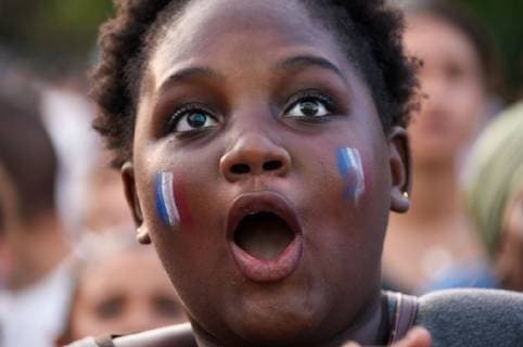 Fußball, WM Damen, Frankreich - USA, Fanzone in Paris Supporters de l equipe France - ambiance FOOTBALL : France vs Etats Unis - Fan zone - Paris - 28 06 2019 FedericoPestellini Panoramic 
