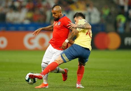 Colombia vs. Chile SÃO PAULO, SP - 28.06.2019: COLOMBIA VS. CHILE - James Rodríguez of Colombia (right) steals the ball from Arturo Vidal of Chile during a match between Colombia and Chile, valid for the quarterfinals of Copa América 2019, held this Friday (28) at the Corinthians Arena in São Paulo, SP. (Photo: Marcelo Machado de Melo Fotoarena) x1754877x  MarceloxMachadoxdexMelo