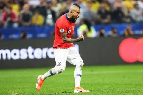 (190629) -- SAO PAULO, June 29, 2019 -- Chile s Arturo Vidal celebrates after scoring during the penalty kick shoot-out of the Copa America 2019 quarterfinal match between Chile and Colombia, in Sao Paulo, Brazil, June 28, 2019. Chile won 5-4 in penalty shoot-out. Francisco Canedo) (SP)BRAZIL-SAO PAULO-FOOTBALL-COPA AMERICA 2019-CHILE VS COLOMBIA FuxLangxisike¡¤kanieduo 
