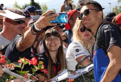 FORMULA 1 - GP of Austria 2019 SPIELBERG,AUSTRIA,29.JUN.19 - MOTORSPORTS, FORMULA 1 - Grand Prix of Austria, Red Bull Ring, side event, Styrian Green Carpet. Image shows Alexander Albon (THA Scuderia Toro Rosso). GEPAxpictures xAndreasxPranter