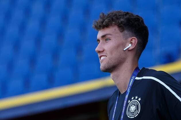 Bologna, Italien, 27.06.2019, UEFA U-21 Europameisterschaft Italien 2019, Halbfinale, Deutschland - Rumaenien, Luca Waldschmidt (GER) schaut ( Bologna Stadium Renato Dall Ara Italy eu-images-01048-184569