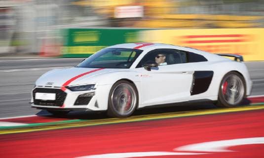 FORMULA 1 - GP of Austria 2019 SPIELBERG,AUSTRIA,29.JUN.19 - MOTORSPORTS, FORMULA 1 - Grand Prix of Austria, Red Bull Ring, Legends Parade. Image shows Tom Kristensen. GEPAxpictures xHaraldxSteiner