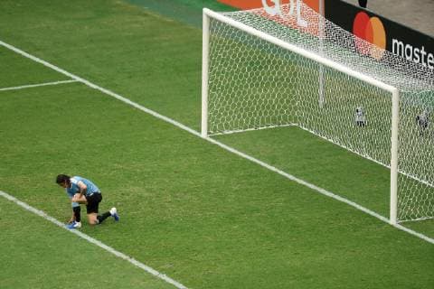 Uruguay s Edinson Cavani during the Copa America 2019 quarter-finals soccer match between Uruguay and Peru, at Arena Fonte Nova Stadium in Salvador, Brazil, 29 June 2019. Uruguay vs. Peru !ACHTUNG: NUR REDAKTIONELLE NUTZUNG!  Copyright: xRaulxSpinassex SCA2273 20190629-636974413721176095