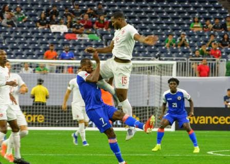 June 29, 2019: Canada defender, Doneil Henry (15), goes up for the ball as Haiti forward, Herve Bazile (7), tries to intercept the pass, during the 2019 CONCACAF Gold Cup, quarter final match between Haiti and Canada, at NRG Stadium in Houston, TX. Mandatory Credit: Sports South Media CSM 2019 CONCACAF Gold Cup: Haiti vs Canada Jun 29 - ZUMAc04_ 20190629_zaf_c04_045 Copyright: xKevinxLangleyx