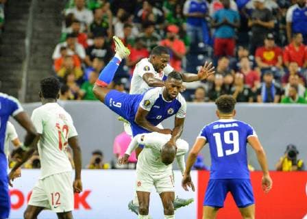 June 29, 2019: Haitian and Canadian players collide in mid air during the 2019 CONCACAF Gold Cup, quarter final match between Haiti and Canada, at NRG Stadium in Houston, TX. Mandatory Credit: Sports South Media CSM 2019 CONCACAF Gold Cup: Haiti vs Canada Jun 29 - ZUMAc04_ 20190629_zaf_c04_098 Copyright: xKevinxLangleyx
