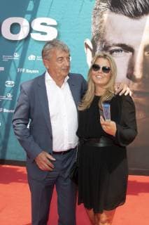 Kroos - Der Film Weltpremiere Cinedom Koeln Deutschland Datum: 30.06.2019 Wolfgang Niersbach mit Frau Andrea
