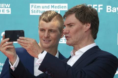 Kroos - Der Film Weltpremiere Cinedom Koeln Deutschland Datum: 30.06.2019 Toni Kroos mit Carsten Maschmeyer