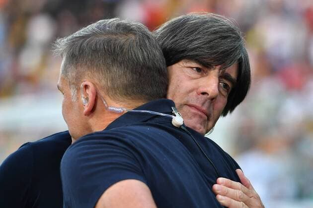 Sport Bilder des Tages Fußball, U21 EM, Finale, Spanien - Deutschland Bundestrainer Joachim Jogi LOEW,LÖW (GER) mit Stefan KUNTZ,Trainer (GER). Spanien (ESP)- Deutschland (GER) am 30.06.2019 Stadio Friuli Udine. Fussball U-21, FINALE UEFA Under21 Eurpameisterschaft in Italien SanMarino vom 16.-30.06 2019.