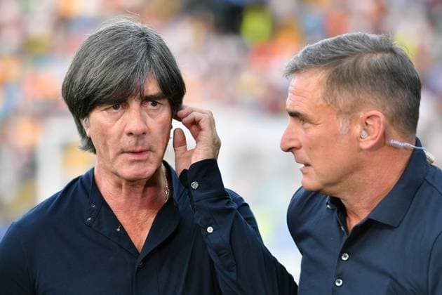 Bundestrainer Joachim Jogi LOEW,LÖW (GER) mit Stefan KUNTZ,Trainer (GER). Spanien (ESP)- Deutschland (GER) 2-1, am 30.06.2019 Stadio Friuli Udine. Fussball U-21, FINALE UEFA Under21 Eurpameisterschaft in Italien SanMarino vom 16.-30.06 2019. *** National Coach Joachim Jogi LOEW,LÖW GER with Stefan KUNTZ,Coach GER Spain ESP Germany GER 2 1, on 30 06 2019 Stadio Friuli Udine Football U 21, FINALE UEFA Under21 European Championship in Italy SanMarino from 16 30 06 2019