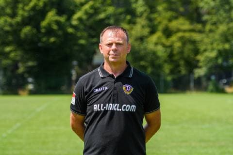Branislav Arsenovic ; SG Dynamo Dresden; 2. BL, Porträttermin 2019 2020