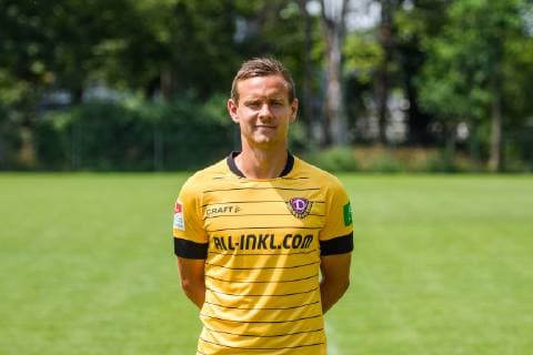 Chris Löwe ; SG Dynamo Dresden; 2. BL, Porträttermin 2019 2020