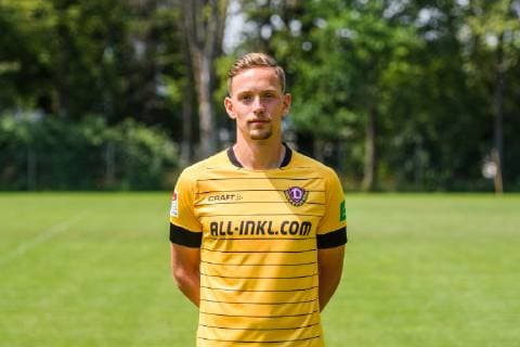 Jannik Müller ; SG Dynamo Dresden; 2. BL, Porträttermin 2019 2020