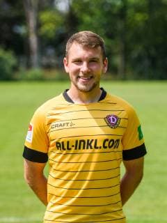 Justin Löwe ; SG Dynamo Dresden; 2. BL, Porträttermin 2019 2020
