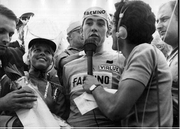 FRANCE --197O-- TOUR DE FRANCE 197O. EDDY MERCKX SEEN INTERVIEWED. .JEP WST .  x251568x  x84984448stx