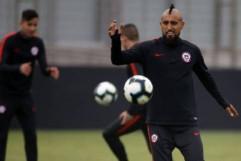 Futbol, entrenamiento de la seleccion chilena Copa America 2019 El jugador de la seleccione chilena Arturo Vidal es fotografiado durante el entrenamiento realizado en el Centro de Entrenamiento de Gremio en Porto Alegre, Brasil. 02 07 2019 Andres Pina Photosport Football, Chilean national team, Nationalteam training session Copa America Championship 2019 Chile s player Arturo Vidal is pictured during the morning training session held at the Gremio center in Porto Alegre, Brazil. 02 07 2019 Andres Pina Photosport Entrenamiento de la seleccion chilena en el centro deportivo de Gremio, Copa America 2019 