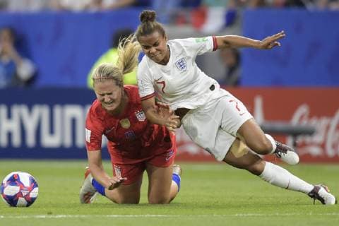 (L-R) Lindsey Horan of USA women, Nikita Parris of England women during the FIFA Women s World Cup France 2019 semi final match between England and United States of America at Stade de Lyon on July 02, 2019 in Lyon, France FIFA Women s World Cup France 2019 2018 2019 xVIxVIxImagesx xGerritxvanxKeulenxIVx 14891713