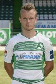 02.07.2019 - SpVgg Greuther Fürth Fuerth - Saison 2019 2012 - Fototermin Porträttermin - - Nik Omladic (21, SpVgg Greuther Fürth ) - Einzelbild Einzelfoto Portrait Porträt Kopfbild