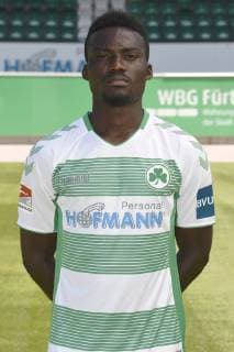 02.07.2019 - SpVgg Greuther Fürth Fuerth - Saison 2019 2012 - Fototermin Porträttermin - - Hans Nunoo Sarpei (14, SpVgg Greuther Fürth ) - Einzelbild Einzelfoto Portrait Porträt Kopfbild