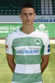 02.07.2019 - SpVgg Greuther Fürth Fuerth - Saison 2019 2012 - Fototermin Porträttermin - - Marco Meyerhöfer Meyerhoefer (18, SpVgg Greuther Fürth ) - Einzelbild Einzelfoto Portrait Porträt Kopfbild