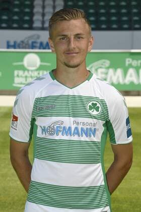 02.07.2019 - SpVgg Greuther Fürth Fuerth - Saison 2019 2012 - Fototermin Porträttermin - - Alexander Lungwitz (36, SpVgg Greuther Fürth ) - Einzelbild Einzelfoto Portrait Porträt Kopfbild