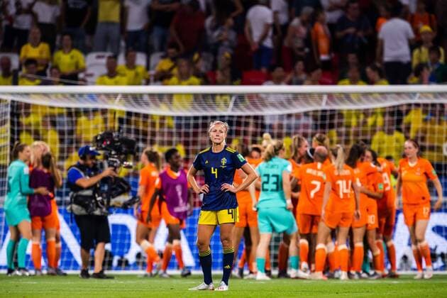 190703 Hanna Glas of Sweden looks dejected after the FIFA Women s World Cup semi-final match between Netherlands and Sweden on July 3, 2019 in Lyon. Photo: Simon Hastegard Bildbyran Kod SH 180100 bbeng fotboll football fotball soccer dam women kvinner frankrike france vm vm 2019 depp verdensmesterskap världsmästerskap fifa women s world cup 2019 world cup semifinal semi final knockout stage sweden sverige netherlands nederländerna Copyright: SIMONxHASTEGARD BB190703SH109