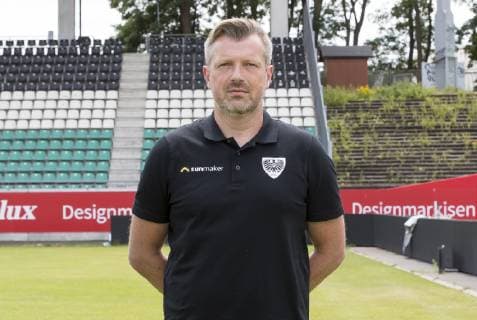 Sven Hübscher; SC Preußen Münster; 3. Liga, Porträttermin 2019 2020 DFB regulations prohibit any use of photographs as image sequences and or quasi-video. Copyright: xKirchner MarcoxSteinbrennerx