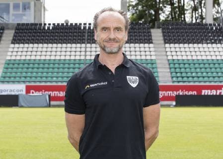 Dr. Cornelius Müller-Rensmann; SC Preußen Münster; 3. Liga, Porträttermin 2019 2020 DFB regulations prohibit any use of photographs as image sequences and or quasi-video. Copyright: xKirchner MarcoxSteinbrennerx