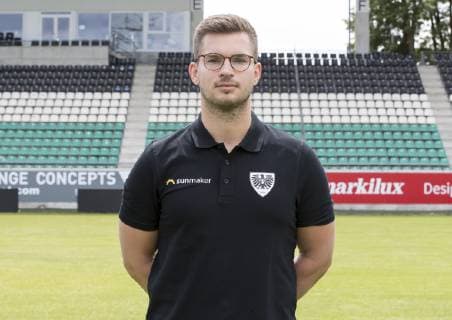 Lukas Brüggemann; SC Preußen Münster; 3. Liga, Porträttermin 2019 2020 DFB regulations prohibit any use of photographs as image sequences and or quasi-video. Copyright: xKirchner MarcoxSteinbrennerx