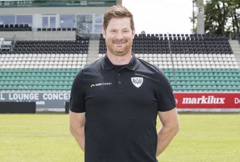 Helge Dahms; SC Preußen Münster; 3. Liga, Porträttermin 2019 2020 DFB regulations prohibit any use of photographs as image sequences and or quasi-video. Copyright: xKirchner MarcoxSteinbrennerx