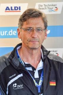 FIVB Beach volleyball, Beachvolleyball World Championships Hamburg 2019; 04.07.2019 Beach Volleyball World Championships Hamburg 2019, Aldi Nord besiegelt Partnerschaft mit Techniker Beach Tour, Rene Hecht, Präsident Deutscher Volleyball Verband