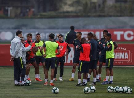 Brazil s national soccer team players participate in a training session at the Granja Comary, in Teresopolis, Rio de Janeiro, Brazil, 04 July 2019. Brazil s national soccer team training session !ACHTUNG: NUR REDAKTIONELLE NUTZUNG!  Copyright: xAntonioxLacerdax COPAME2527 20190704-636978804888430494
