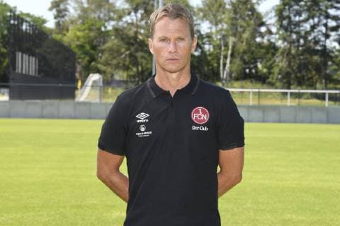 04.07.2019 - 1. FC Nuernberg FCN Club - Saison 2019 2012 - Fototermin Porträttermin - - James Morgan (Physiotherapeut 1. FC Nürnberg FCN ) Einzelbild Einzelfoto Portrait Porträt Kopfbild