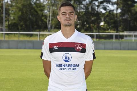 04.07.2019 - 1. FC Nuernberg FCN Club - Saison 2019 2012 - Fototermin Porträttermin - - Nikola Dovedan (8, 1. FC Nürnberg FCN ) Einzelbild Einzelfoto Portrait Porträt Kopfbild