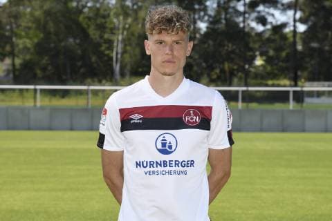 04.07.2019 - 1. FC Nuernberg FCN Club - Saison 2019 2012 - Fototermin Porträttermin - - Robin Hack (17, 1. FC Nürnberg FCN ) Einzelbild Einzelfoto Portrait Porträt Kopfbild