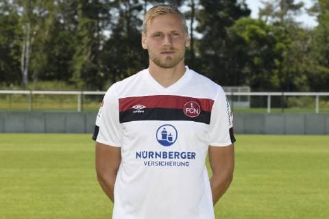 04.07.2019 - 1. FC Nuernberg FCN Club - Saison 2019 2012 - Fototermin Porträttermin - - Hanno Behrens (18, 1. FC Nürnberg FCN ) Einzelbild Einzelfoto Portrait Porträt Kopfbild