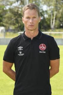04.07.2019 - 1. FC Nuernberg FCN Club - Saison 2019 2012 - Fototermin Porträttermin - - James Morgan (Physiotherapeut 1. FC Nürnberg FCN ) - Einzelbild Einzelfoto Portrait Porträt Kopfbild