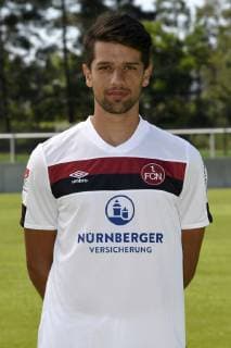 04.07.2019 - 1. FC Nuernberg FCN Club - Saison 2019 2012 - Fototermin Porträttermin - - Lukas Mühl Muehl (28, 1. FC Nürnberg FCN ) Einzelbild Einzelfoto Portrait Porträt Kopfbild