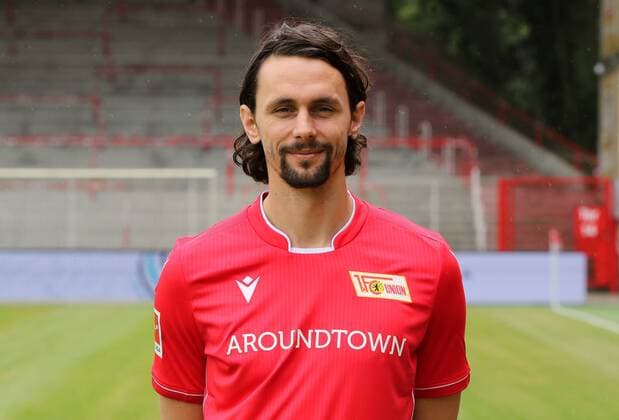 Neven Subotic Fußball Fussball Bundesliga Herren DFL Porträttermin Saison 2019 2020 06.07.2019 1.FC Union Berlin FCU Kader, Vorstellung, Präsentation, Pressetermin *** Neven Subotic Sport Football Soccer Bundesliga Men DFL Portraitmin Season 2019 2020 06 07 2019 Team Photo 1 FC Union Berlin FCU Squad, Presentation, Press Date