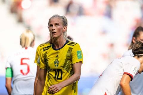 190706 Sofia Jakobsson of Sweden during the FIFA Women s World Cup bronze medal game between England and Sweden on July 6, 2019 in Nice. Photo: Simon Hastegard Bildbyran Kod SH 180104 bbeng fotboll football fotball soccer dam women kvinner frankrike france vm vm 2019 verdensmesterskap världsmästerskap fifa women s world cup 2019 world cup bronsmatch Third Place Play Off england sweden sverige Copyright: SIMONxHASTEGARD BB190706SH021