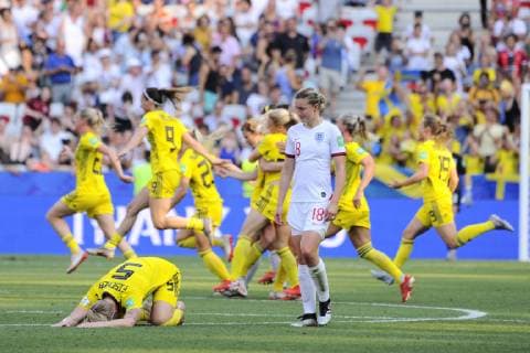 Fin de match - joie equipe de Suede - Deception Ellen White (Angleterre) FOOTBALL: Coupe du monde feminine - Angleterre vs Suede - petite finale - Nice - 06 07 2019 NorbertScanella PanoramiC 