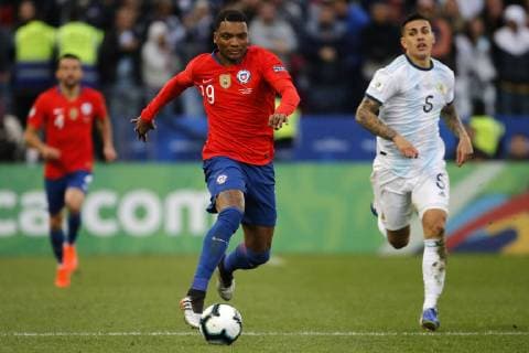 Futbol, Argentina vs Chile Copa America 2019 El jugador de la seleccion chilena Junior Fernandes controla el balon durante el partido de de definicion del tercer lugar de la Copa America contra Argentina disputado en el estadio Arena de Corinthians de San Pablo, Brasil. 06 07 2019 Andres Pina Photosport Football, Argentina vs Chile Copa America Championship 2019 Chile s player Junior Fernandes controls the ball during the Copa America definition of the third place match against Argentina held at the Arena do Corinthians stadium in Sao Paulo, Brazil. 06 07 2019 Andres Pina Photosport Argentina vs Chile, Copa America 2019 